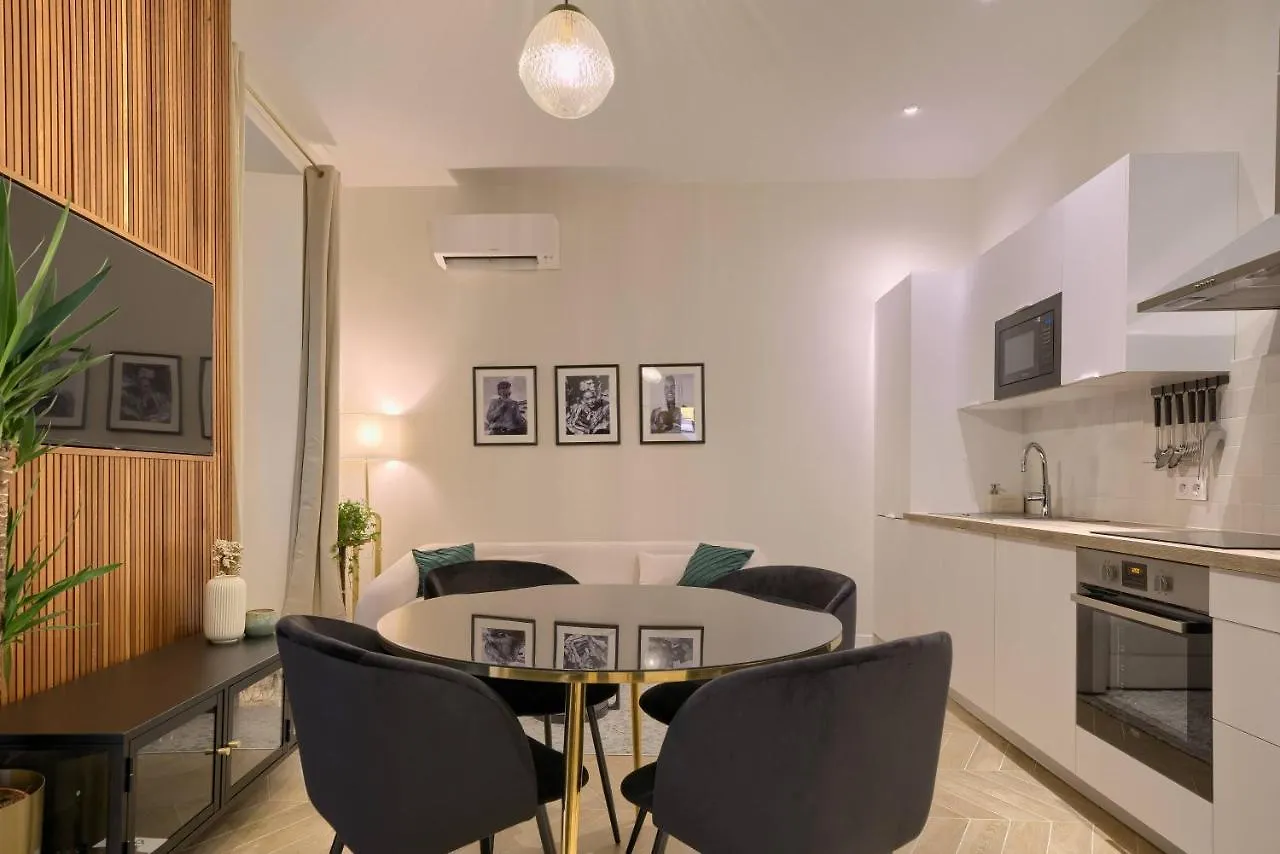 Casa Alma. Hyper Centre. Luxe. Apartment Nice