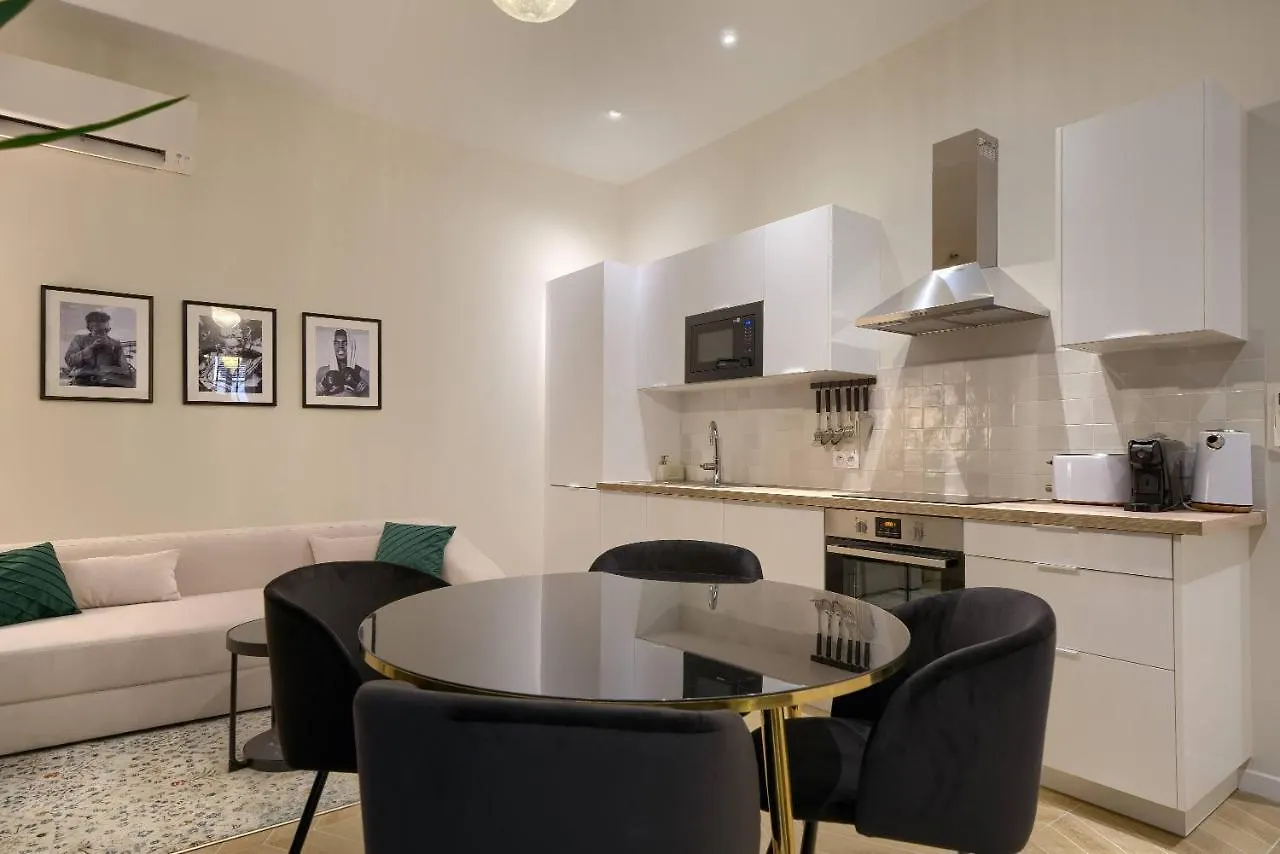 Casa Alma. Hyper Centre. Luxe. Apartment Nice